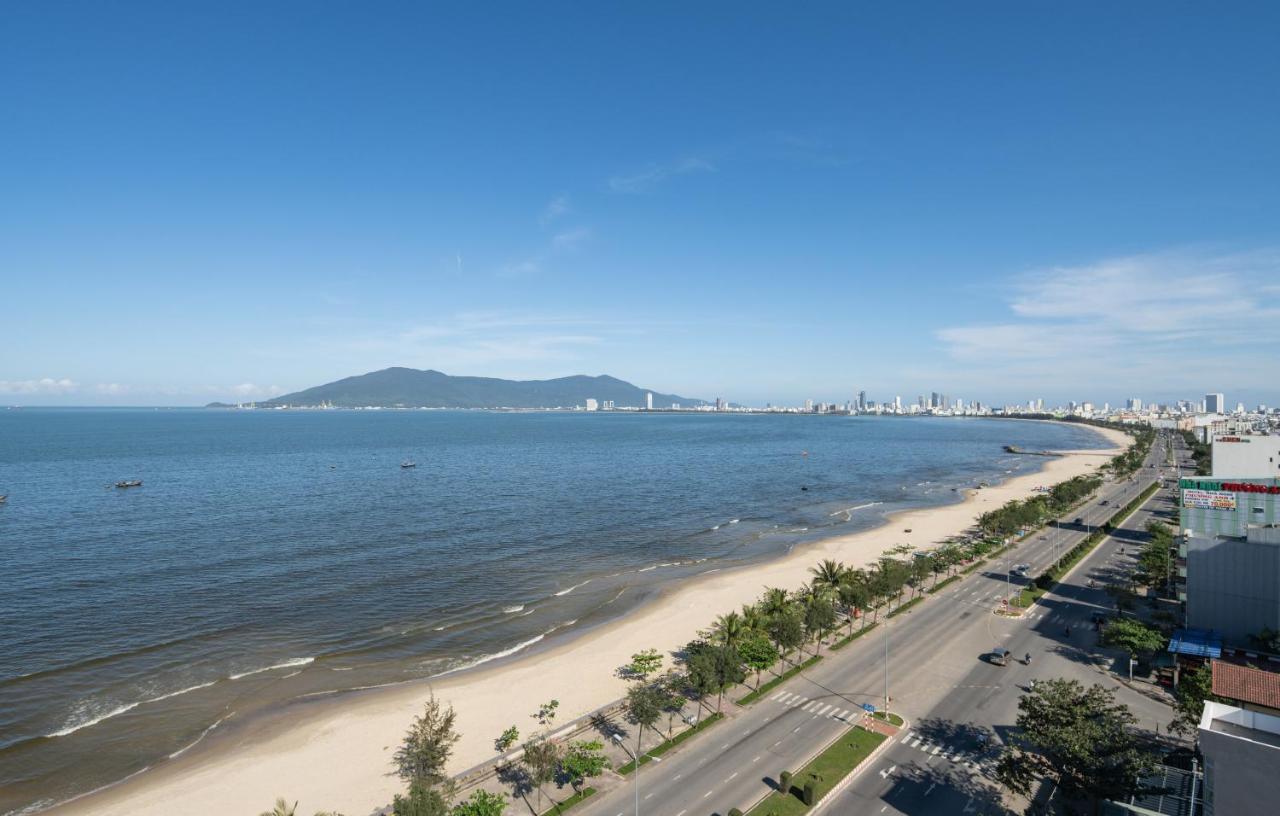Avenis Hotel Da Nang Bagian luar foto
