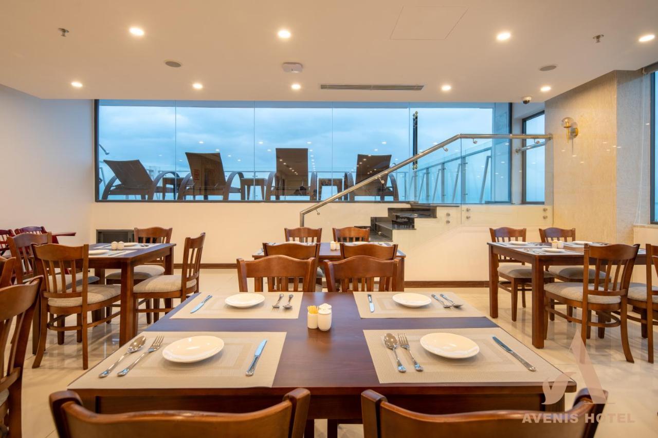 Avenis Hotel Da Nang Bagian luar foto
