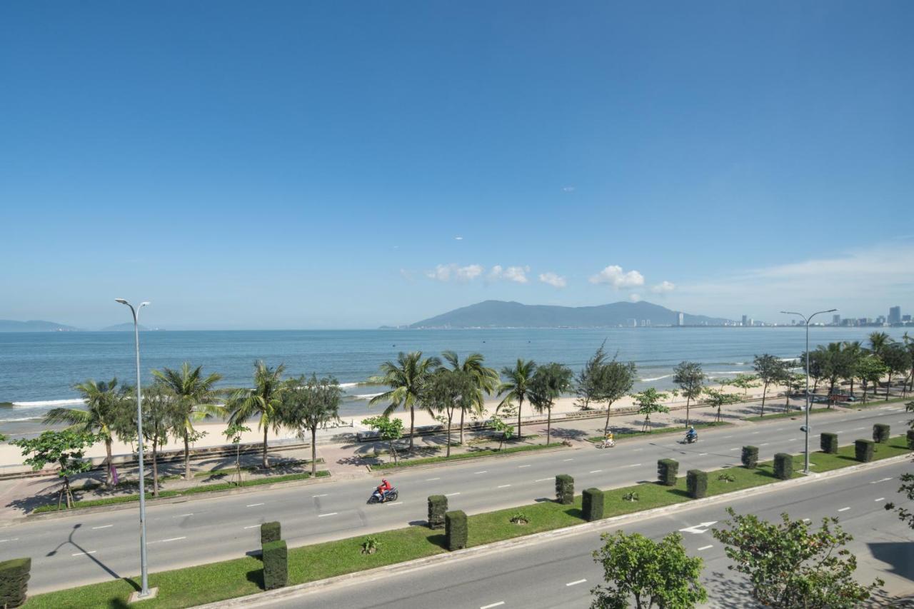 Avenis Hotel Da Nang Bagian luar foto