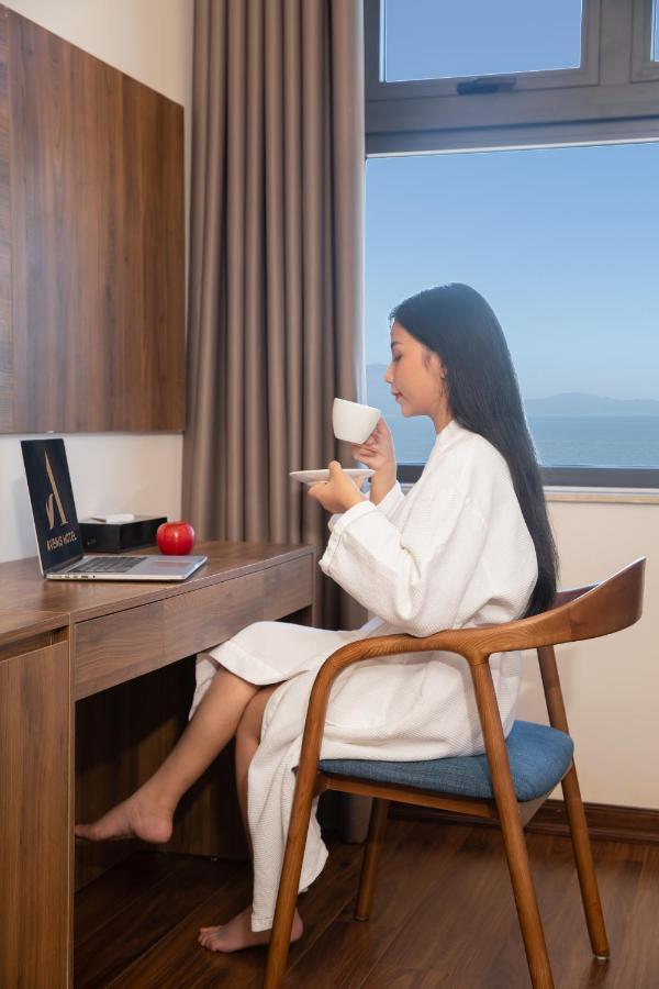 Avenis Hotel Da Nang Bagian luar foto