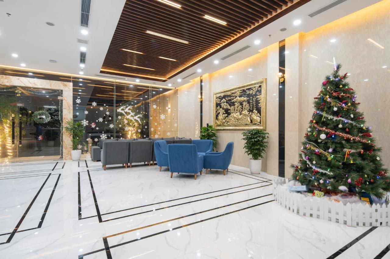 Avenis Hotel Da Nang Bagian luar foto